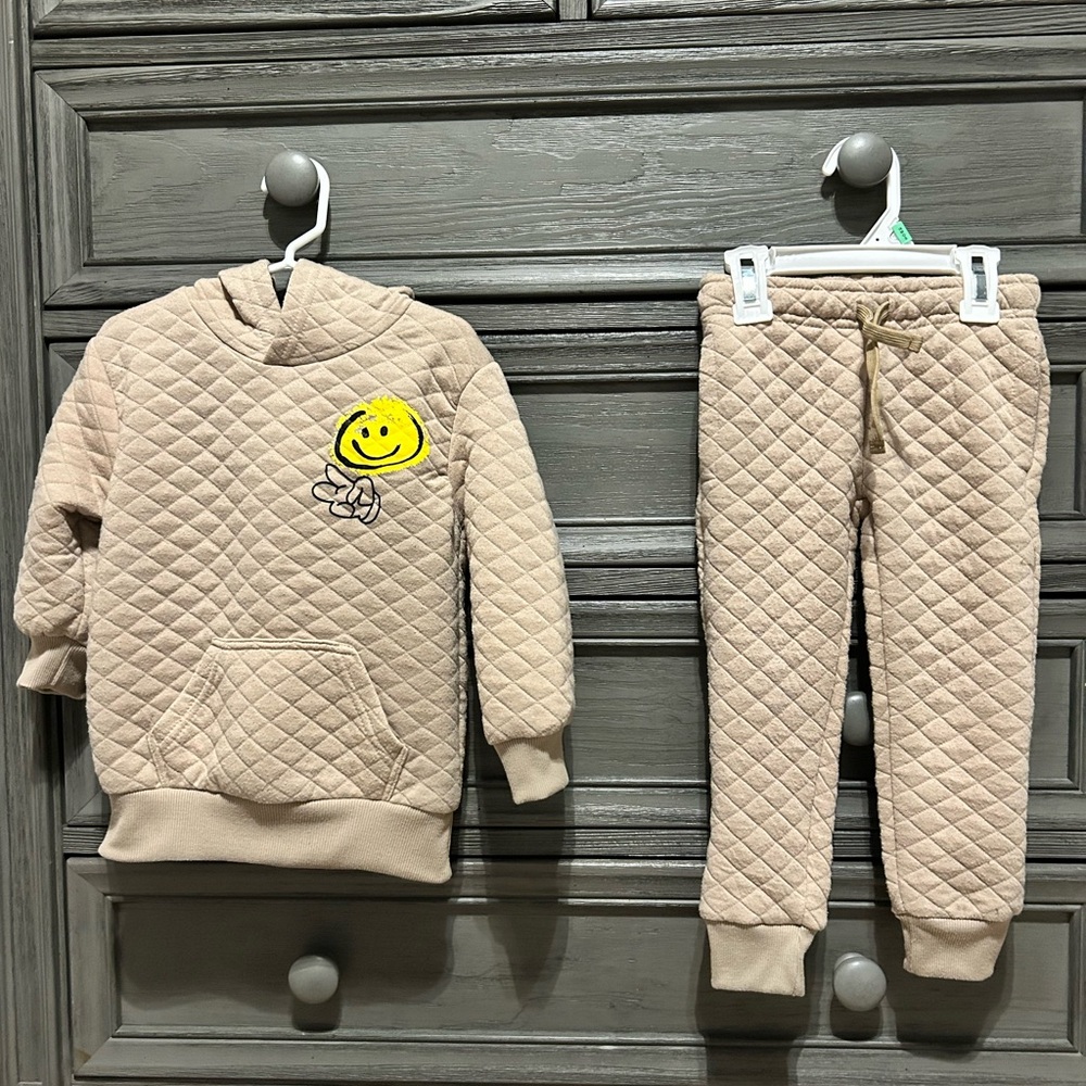 Quilted Beige Kids Sweatshirt and Pants Set